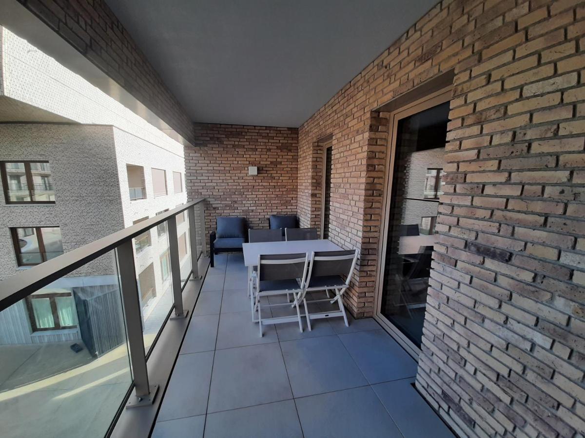 Bartine - Modern And Spacious Flat Near The Sea, Free Parking Space Oostende Buitenkant foto