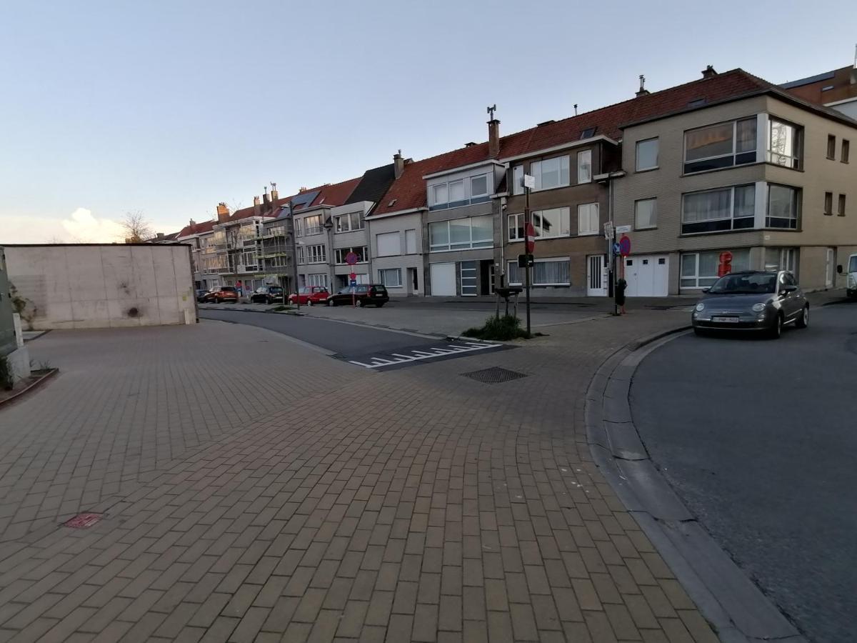 Bartine - Modern And Spacious Flat Near The Sea, Free Parking Space Oostende Buitenkant foto