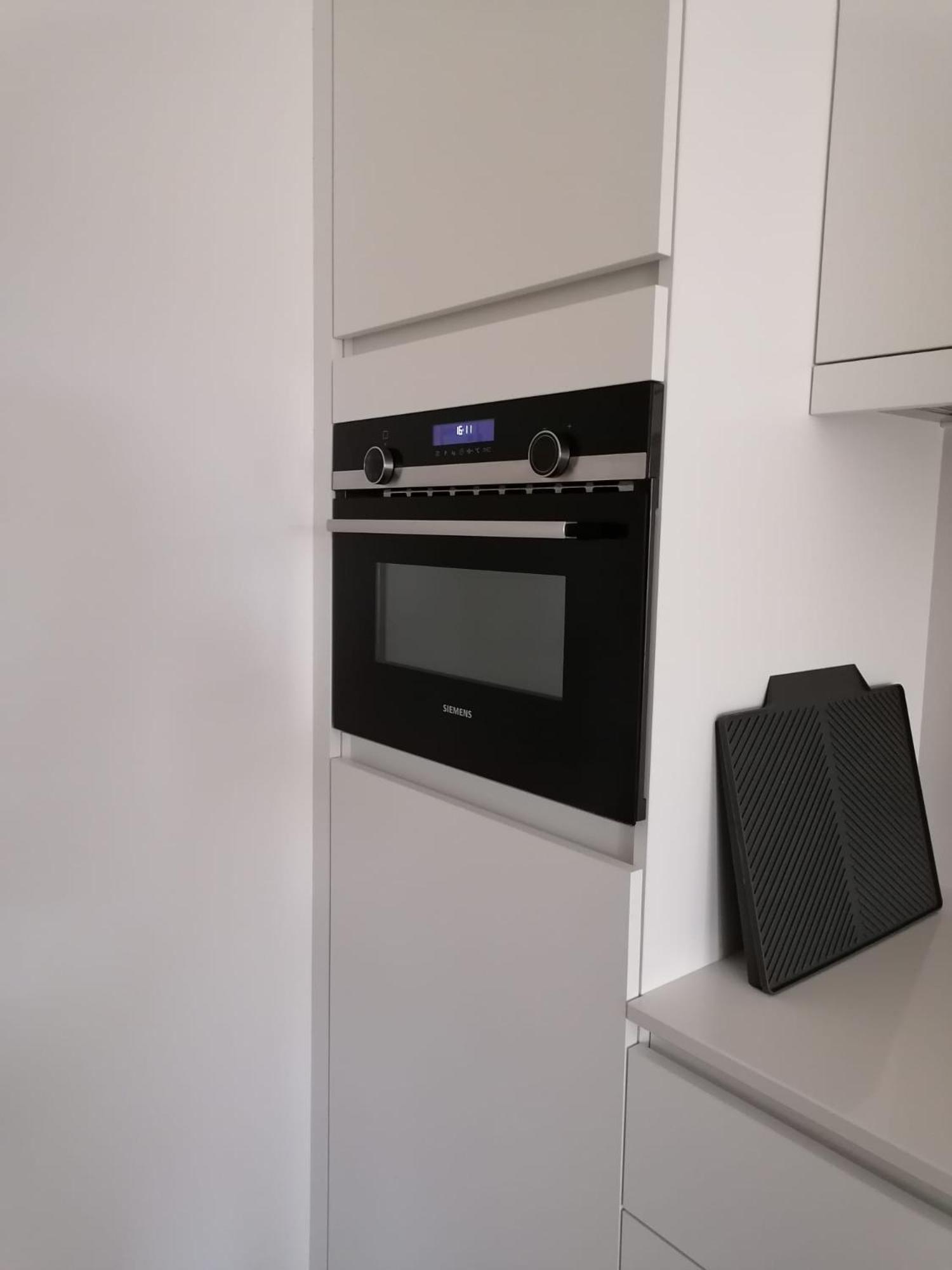Bartine - Modern And Spacious Flat Near The Sea, Free Parking Space Oostende Buitenkant foto